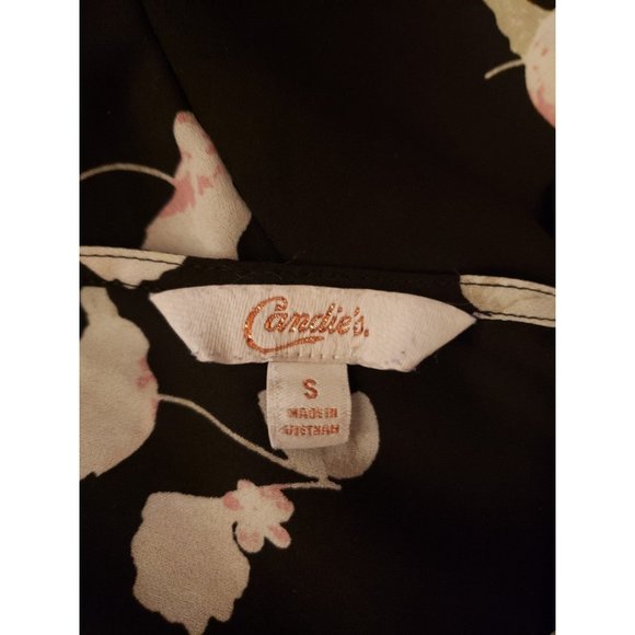 Black and Pink Floral Bell Sleeve Top - Picture 4 of 4